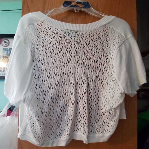 White - Picture 2 of 2